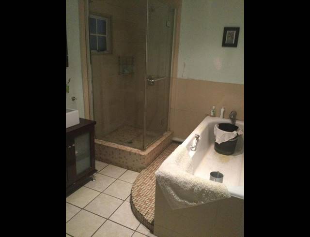 3 BEDROOM HOUSE FOR SALE IN KENSINGTON